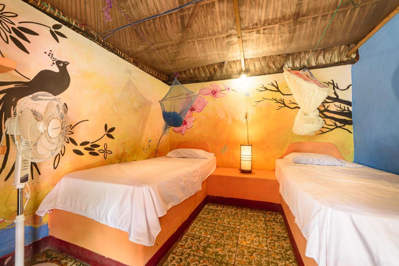 Hotel El Delfin Monterrico Exterior photo